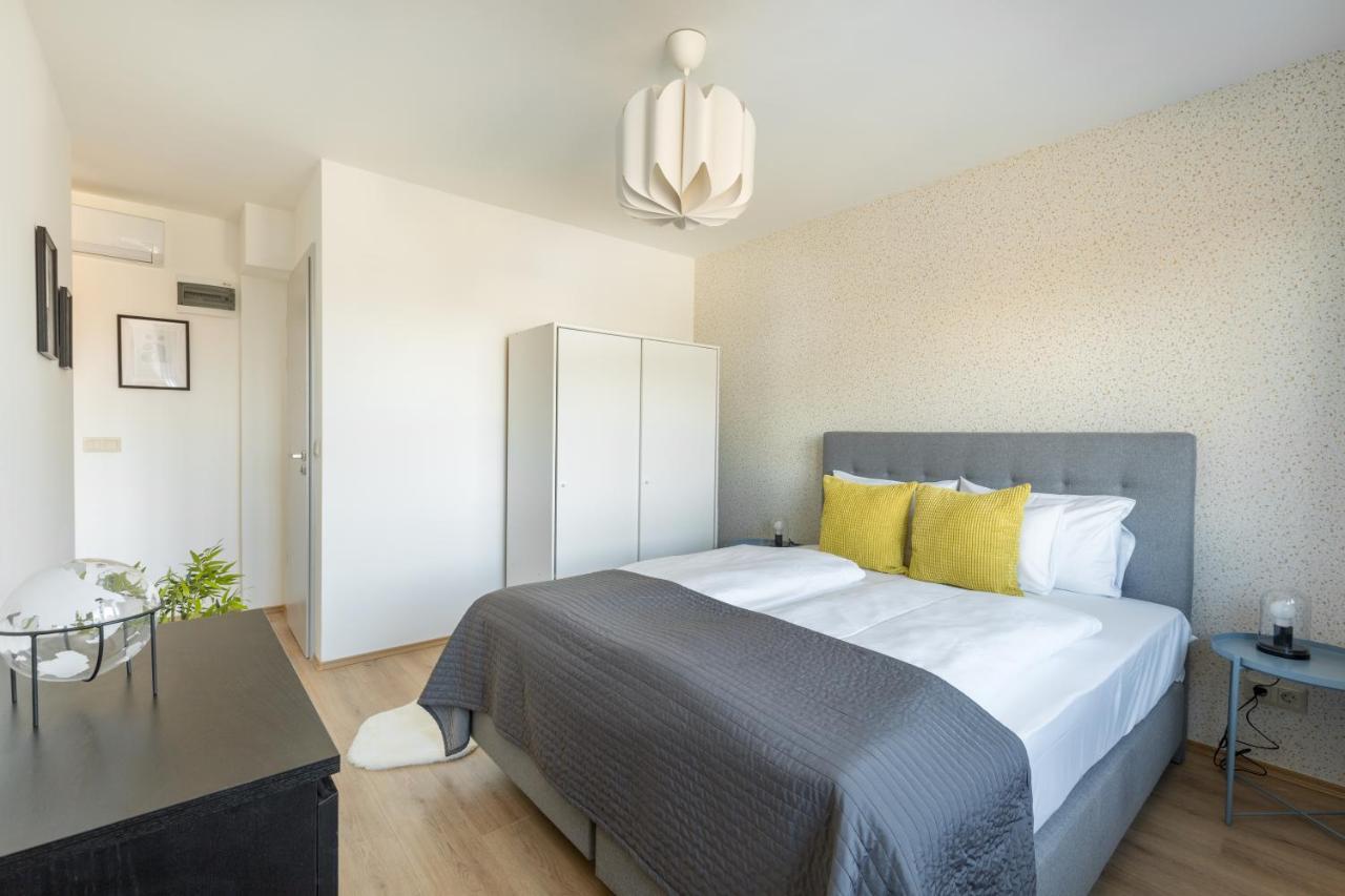 Pauzo Balaton Aparthotel Balatonföldvár Exterior foto
