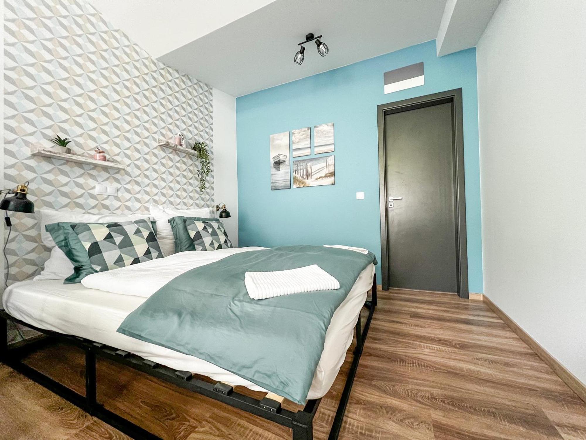 Pauzo Balaton Aparthotel Balatonföldvár Exterior foto